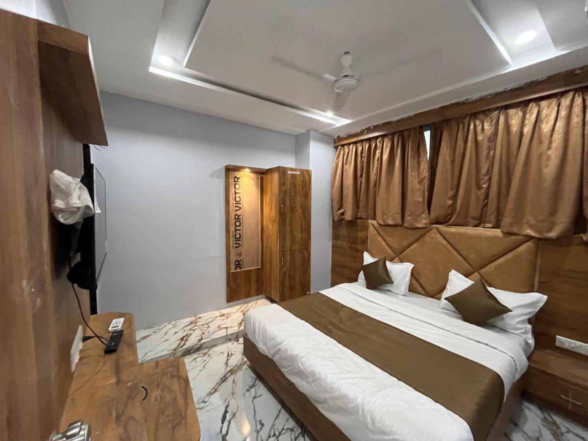 Hotel Krishna Ahmedabad Buitenkant foto